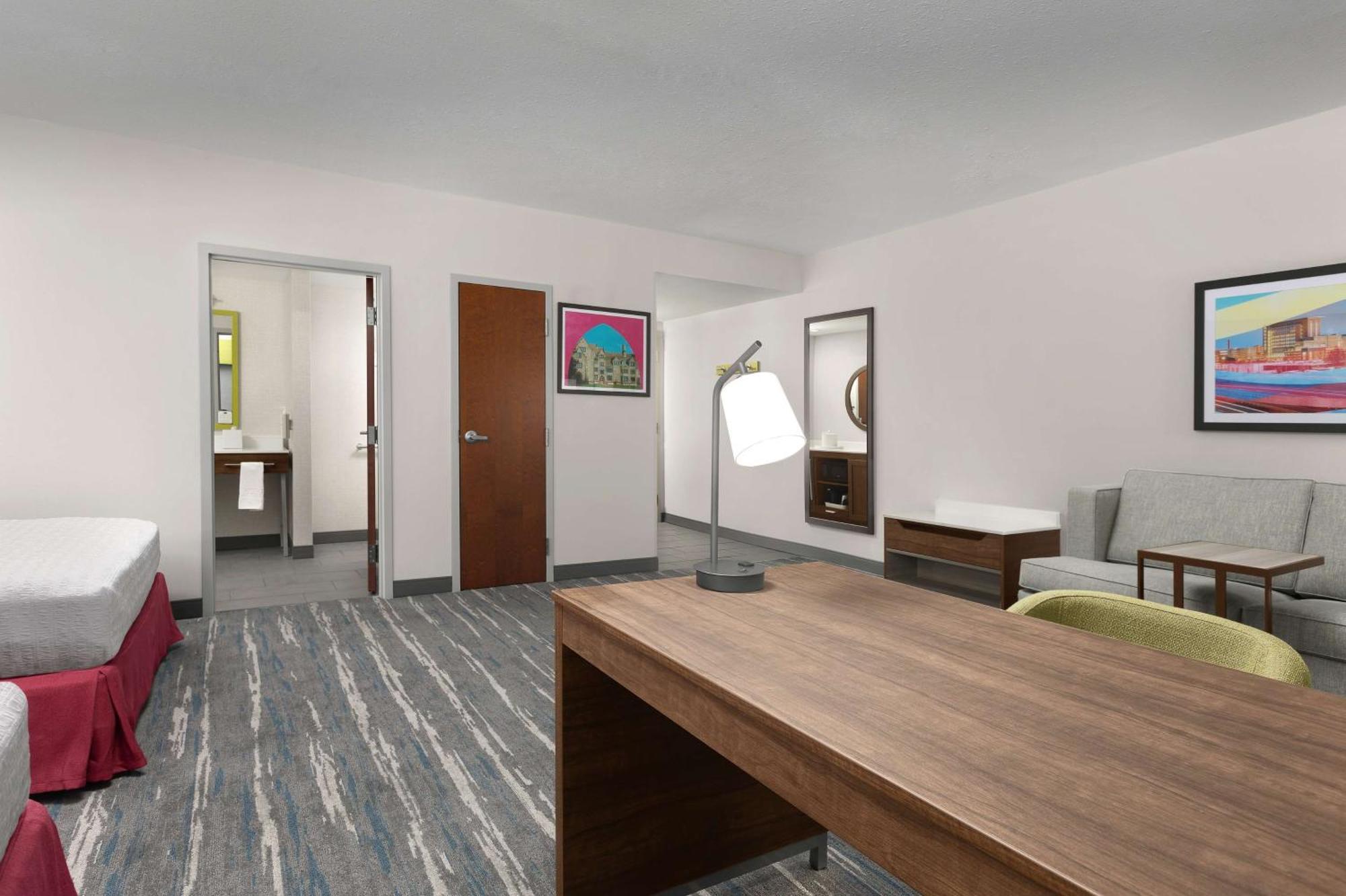 Hampton Inn & Suites Durham University Medical Center ภายนอก รูปภาพ
