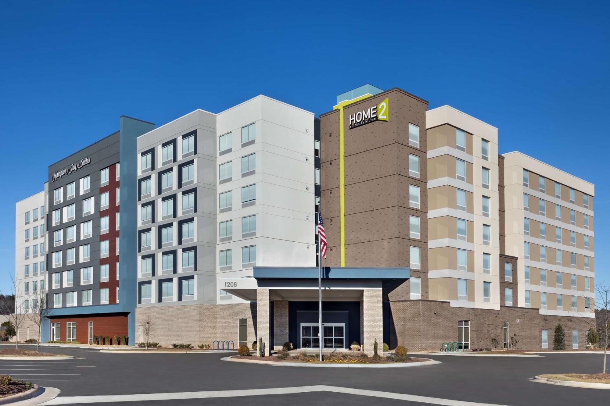Hampton Inn & Suites Durham University Medical Center ภายนอก รูปภาพ